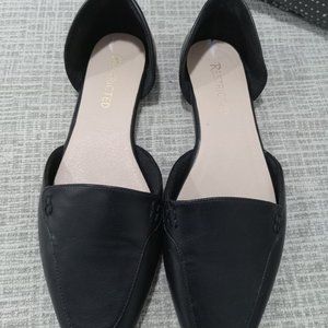 Restricted Flat Shoes 8.5